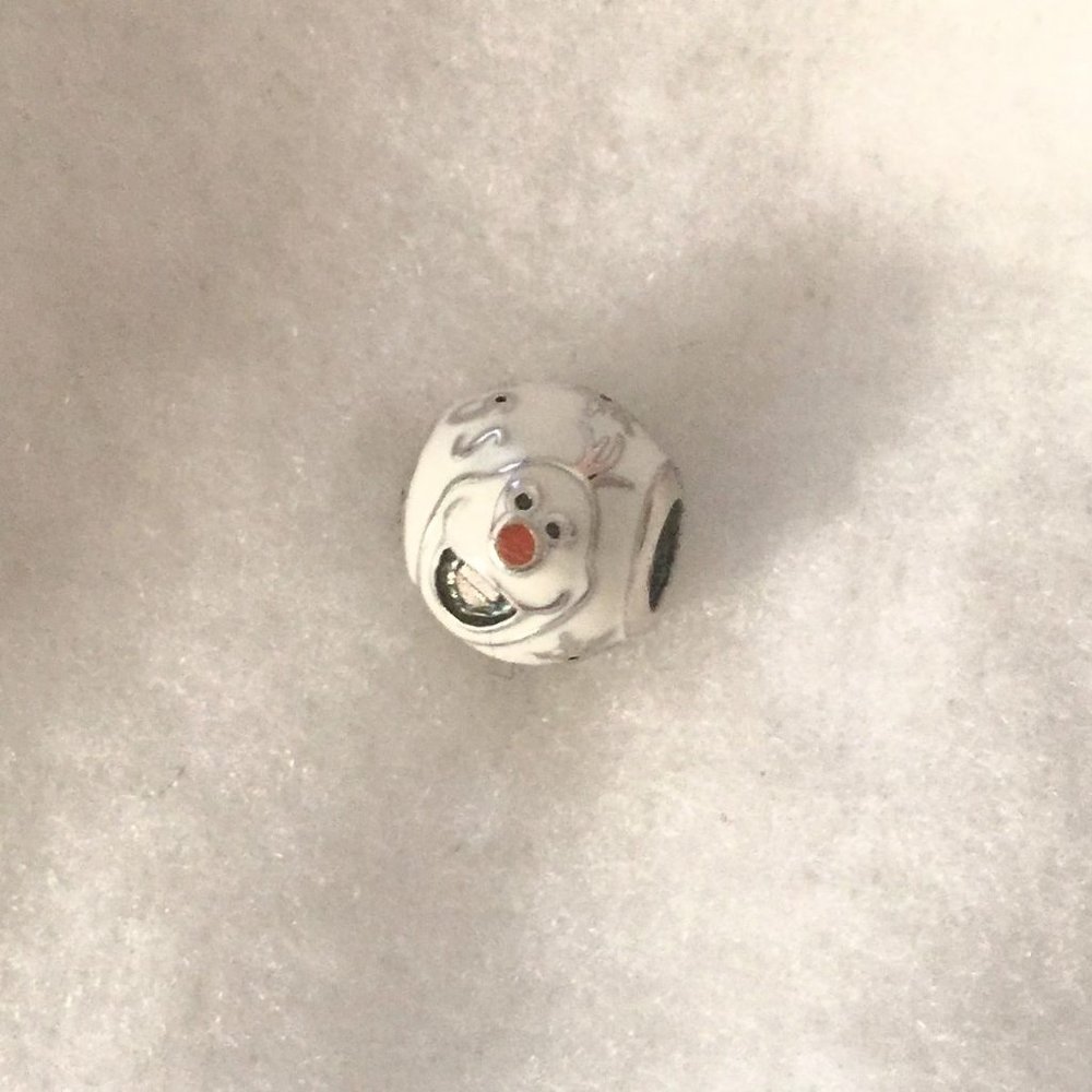 **ONLY 1 LEFT** Pandora Disney Olaf Charm